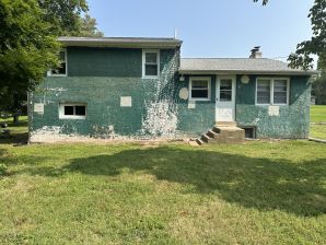 Before & After House Painting in Warminster, PA (1)